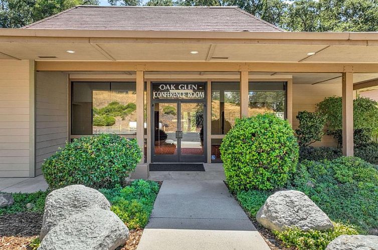 Best Western Plus Sonora Oaks Hotel and Conference Center