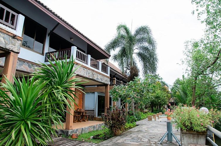 BaanRimNam Resort Trat