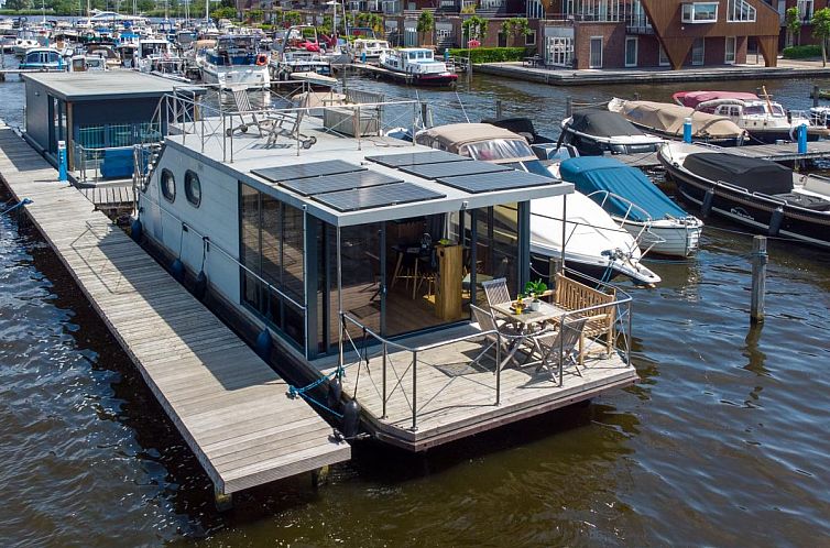 Tiny Houseboat De Woudaap - I