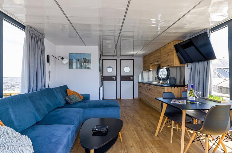 Tiny Houseboat De Woudaap - I