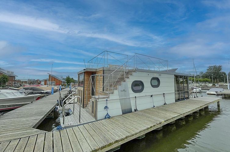 Tiny Houseboat De Woudaap - I