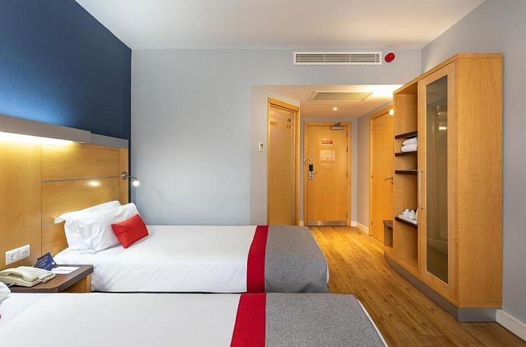 Holiday Inn Express Lisbon-Oeiras, an IHG Hotel