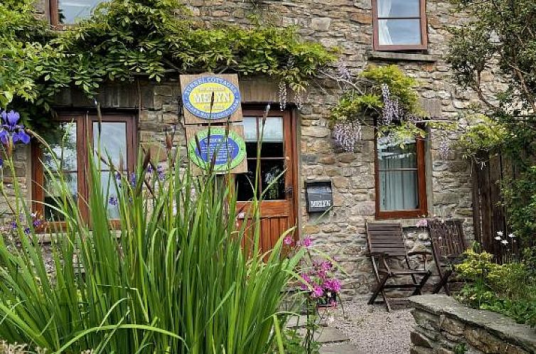 Tunnel Cottages at Blaen-nant-y-Groes Farm