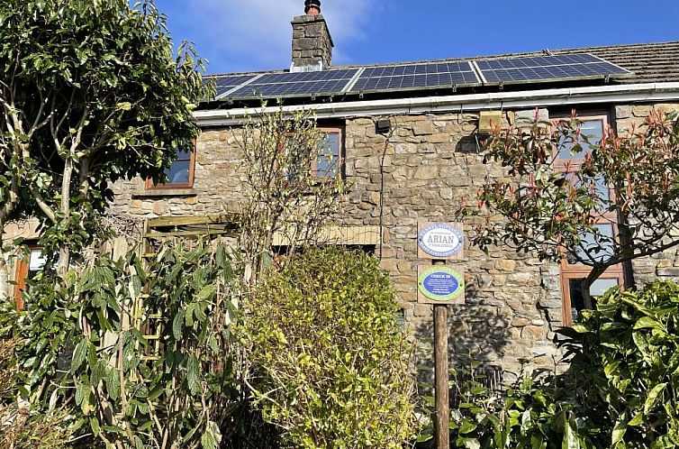 Tunnel Cottages at Blaen-nant-y-Groes Farm