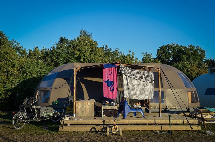 Riverdome met privé sanitair én hottub | 4 personen