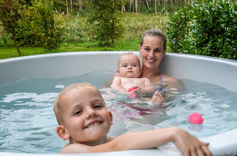 River Cabin met hottub | 4 personen