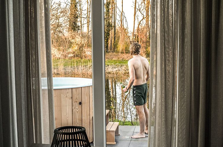 River Cabin met hottub | 4 personen