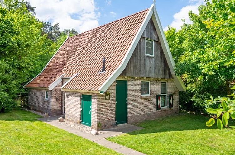 Landgoed De Hellendoornse Berg | 4-persoons kinderbungalow |