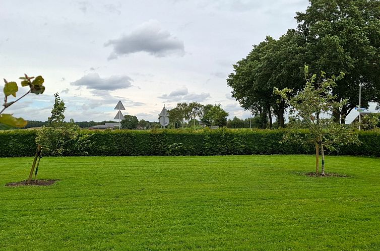 2 persoons vakantiehuis bij een boerderij in Beerzerveld