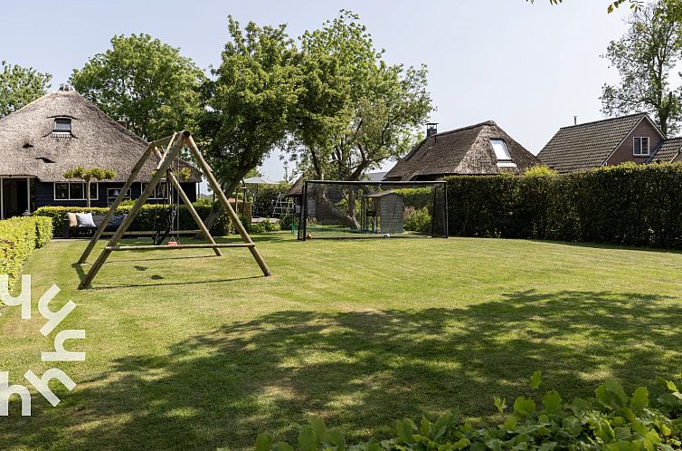 8 tot 10 persoons woonboerderij in hartje Giethoorn met