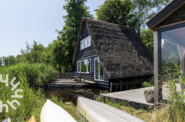 Prachtig Rietsnijdershuisje met trampoline en terras aan de