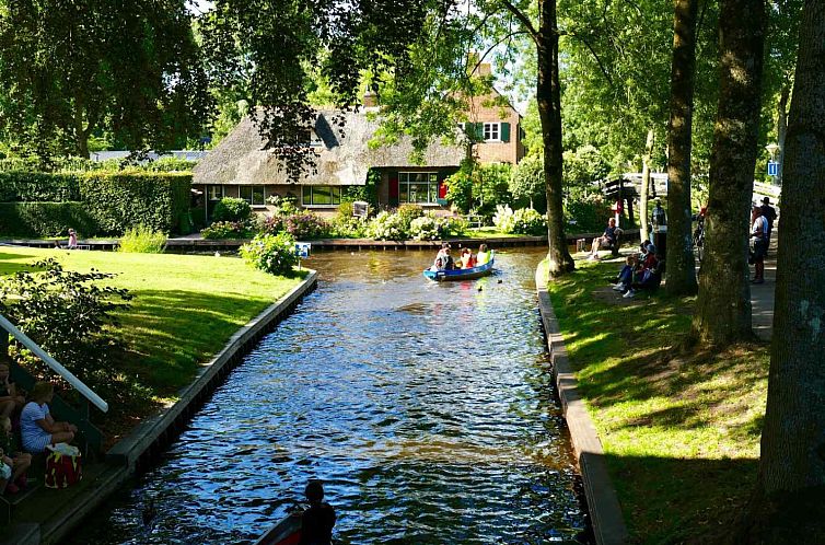 Charmant 2 persoons vakantiehuis in Giethoorn vlakbij