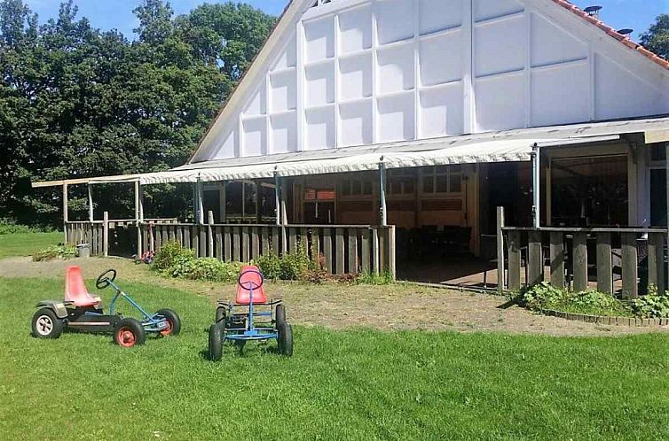 Comfortabele groepsaccommodatie voor 34 personen nabij