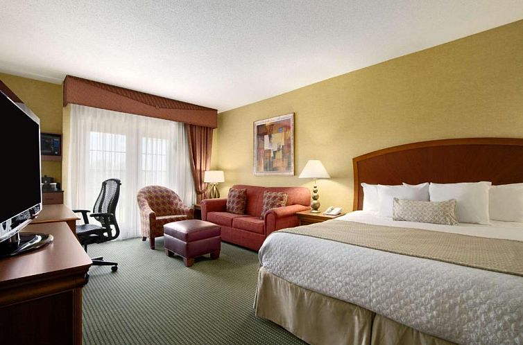 Embassy Suites Greensboro Airport