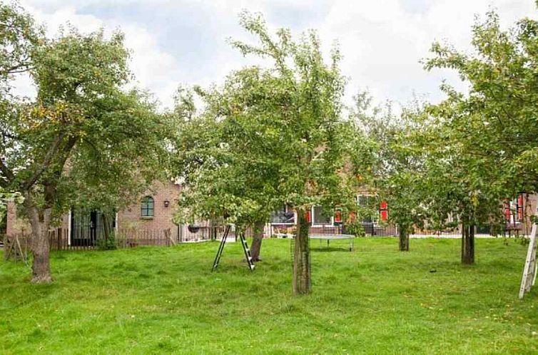 Boerderijappartement voor 4 pers. a/d Vecht