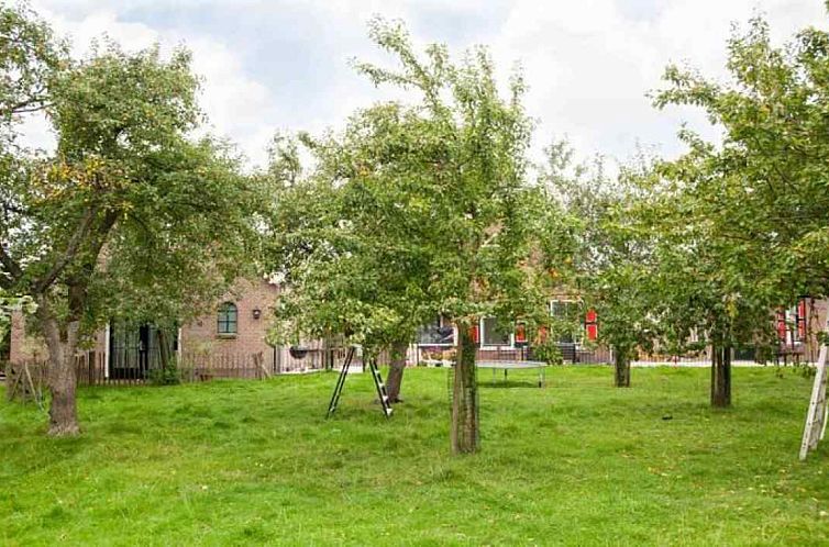 Boerderijappartement voor 8 pers. a/d Vecht