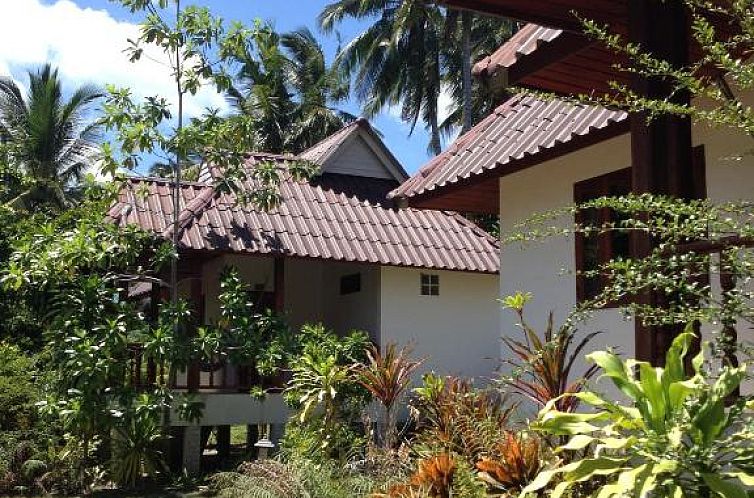 Malibu Beach Bungalows