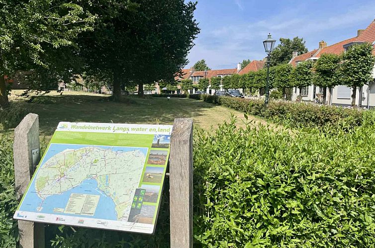 Vrijstaande 4-persoons bungalow dichtbij het Noordzeestrand