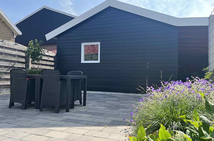 Vrijstaande 4-persoons bungalow dichtbij het Noordzeestrand