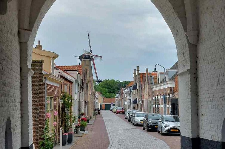 4-persoons vakantiehuis met tuin en balkon aan het