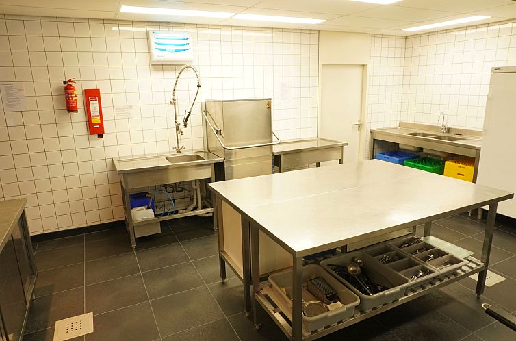 Grote 36-persoons groepsaccommodatie in Brouwershaven