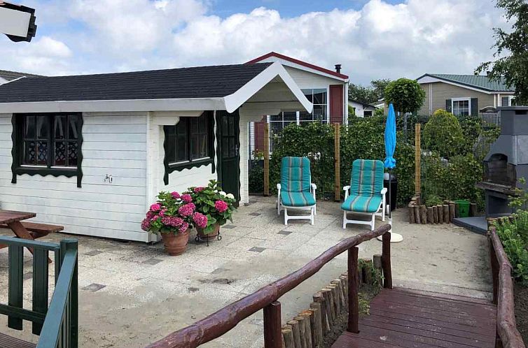 Sfeervol 6 persoons chalet op vakantiepark Krabbenkreek in