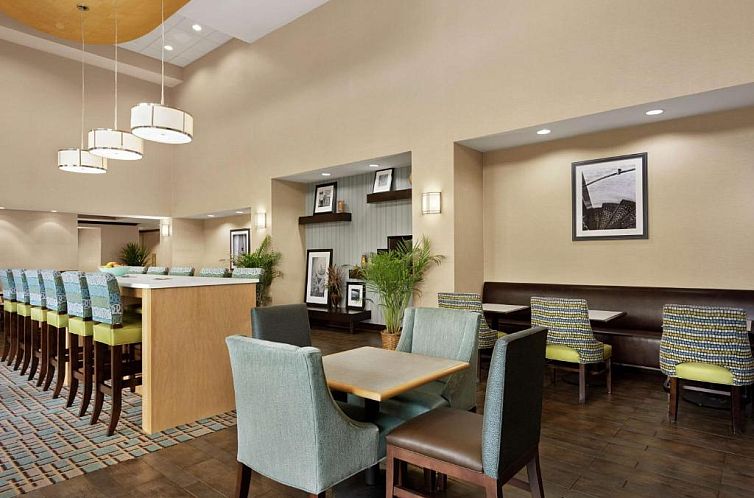 Hampton Inn & Suites Brunswick