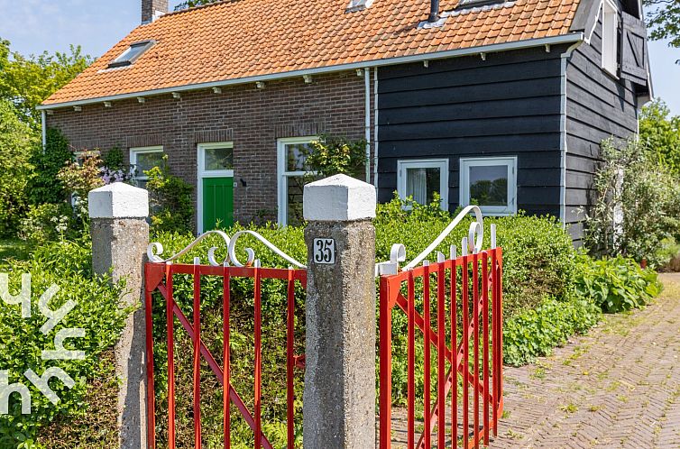 Ruim 7-persoons vakantiehuis in een groene omgeving en