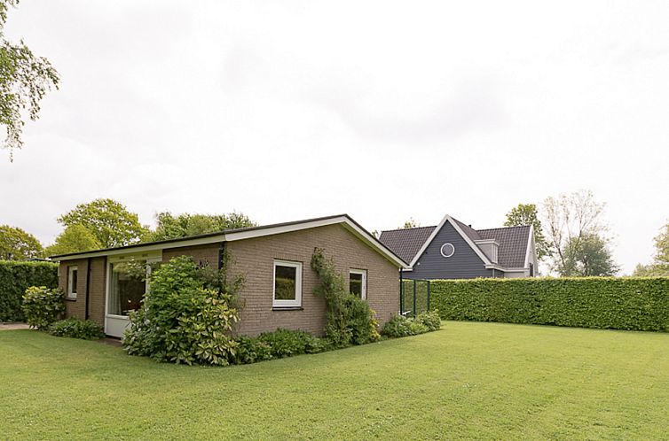 VZ1182 Vakantiebungalow in Oostkapelle