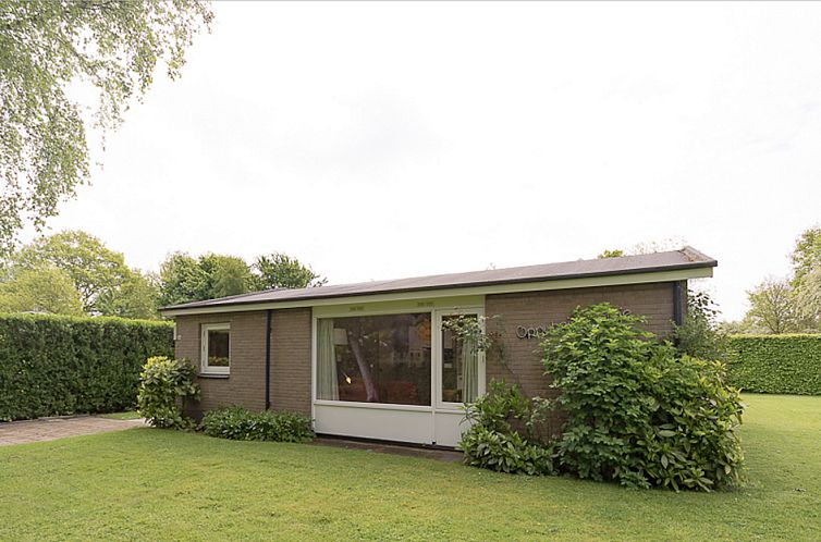 VZ1182 Vakantiebungalow in Oostkapelle