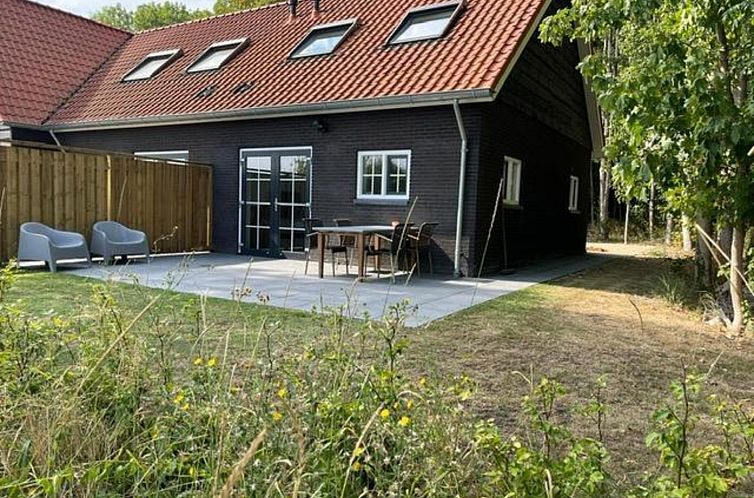 VZ1167 Half vrijstaande vakantiewoning in Oostkapelle