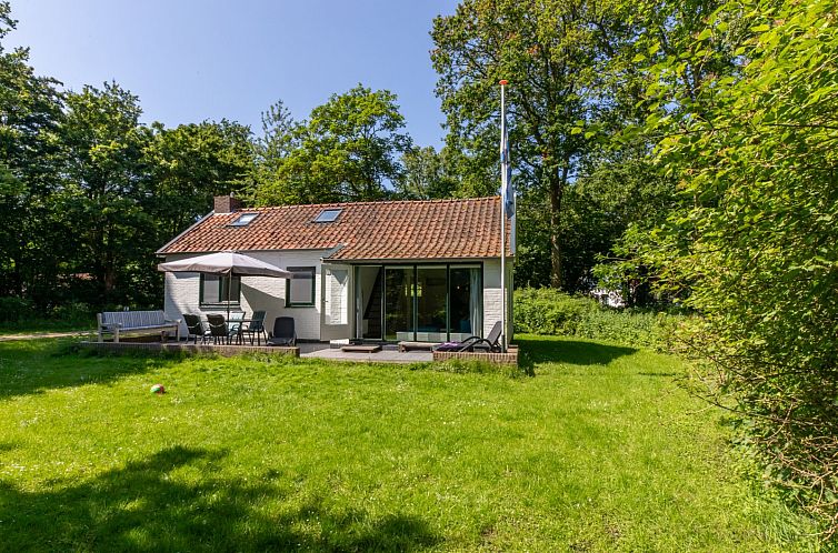 Leuk 4-persoons vakantiehuis onderaan de duinen in