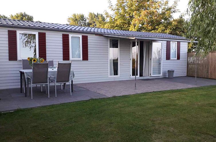 Ruime 5-6 persoons chalet met grote tuin in Vrouwenpolder