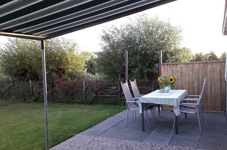 Ruime 5-6 persoons chalet met grote tuin in Vrouwenpolder