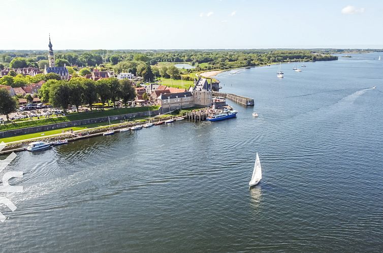 4-Persoons vakantiewoning op begane grond in Serooskerke bij