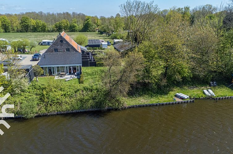 4-persoons woning met whirpool ligbad en tuin op het zuiden