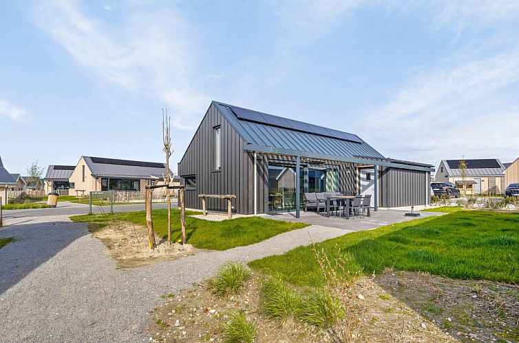 Vrijstaande woning in Zeeland, Nederland