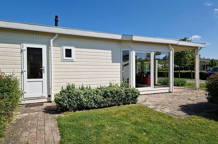 Vrijstaande woning in Zeeland, Nederland