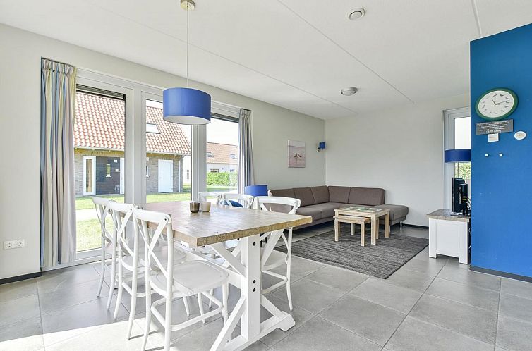 Vrijstaande woning in Zeeland, Nederland