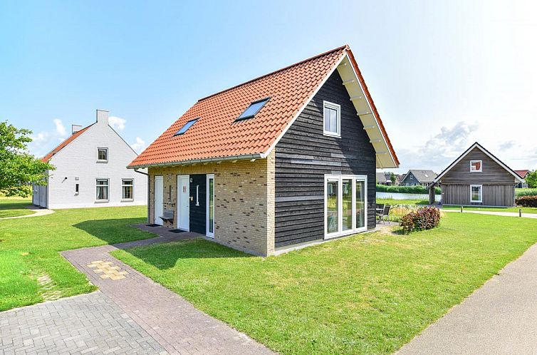 Vrijstaande woning in Zeeland, Nederland