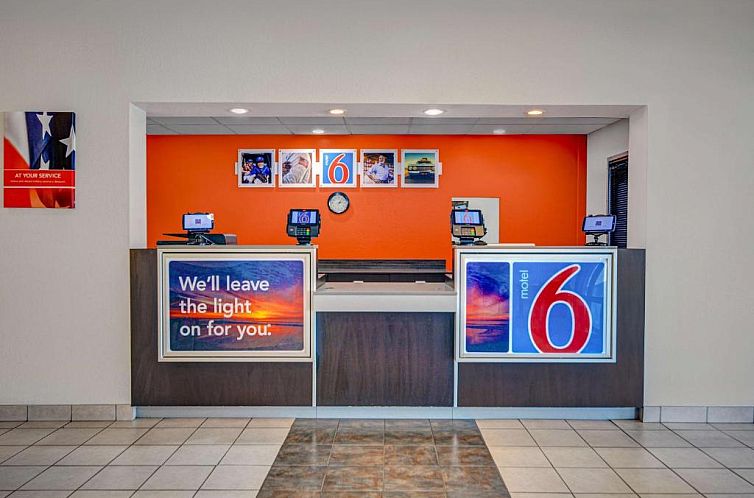 Motel 6-Tallahassee, FL - Downtown