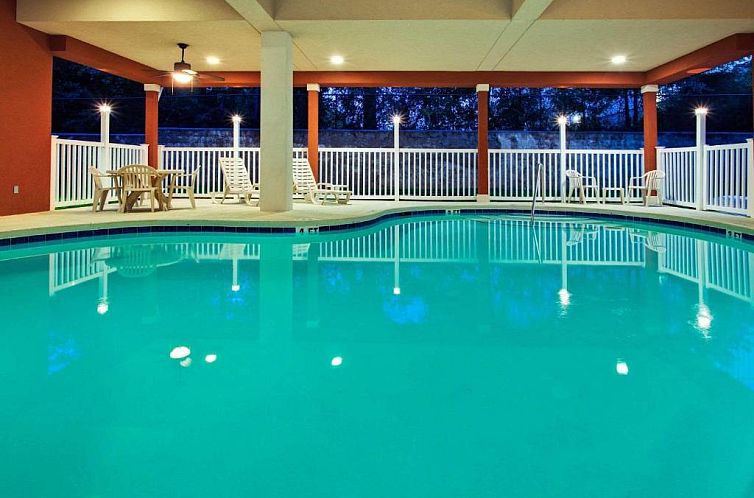 Country Inn & Suites by Radisson, Tallahassee Northwest I-10