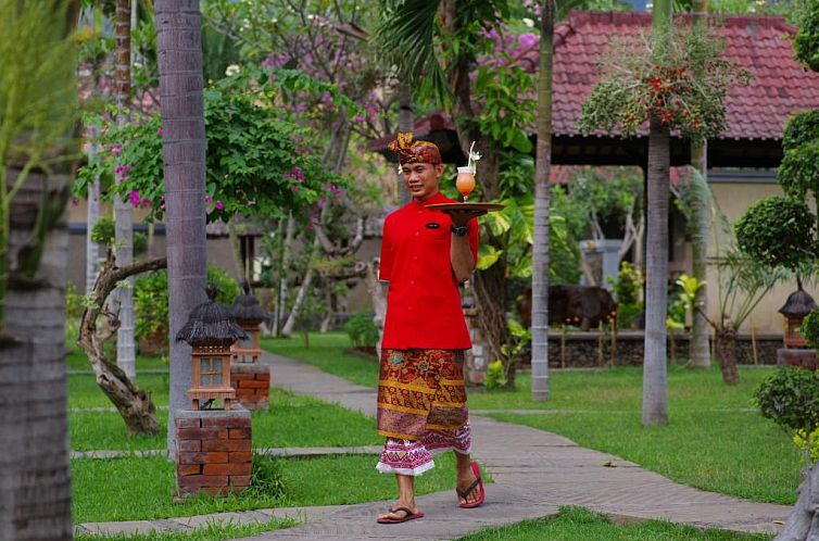 Tirta Sari Bungalow