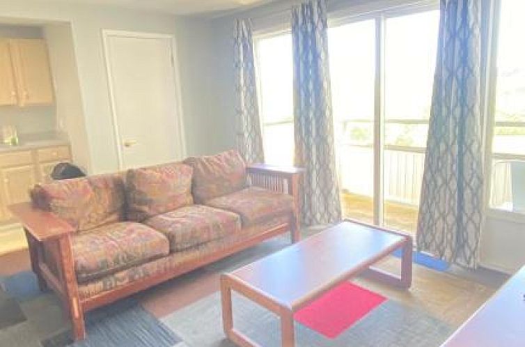 Ocean Shores Inn & Suites