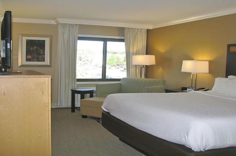 Holiday Inn Concord, an IHG Hotel