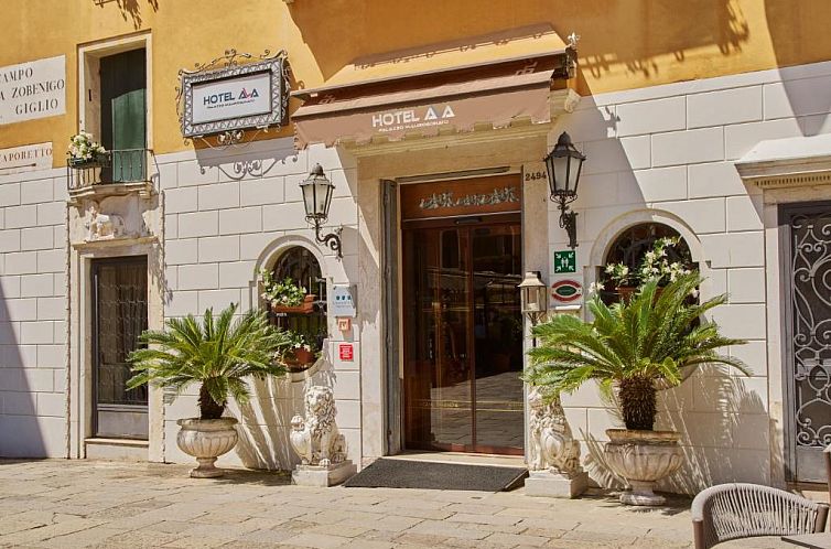 UNAHOTELS Ala Venezia-Adults 16