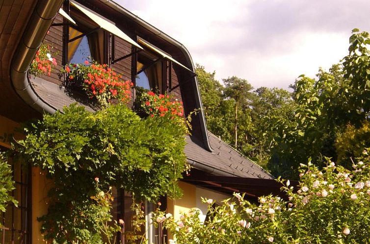 Hotel Restaurant - Häuserl im Wald Graz