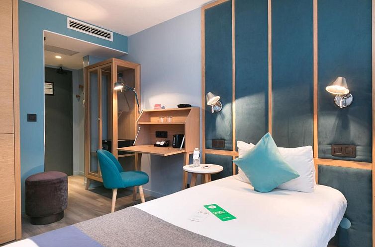 Quality Hotel & Suites Bercy Bibliothèque by HappyCulture