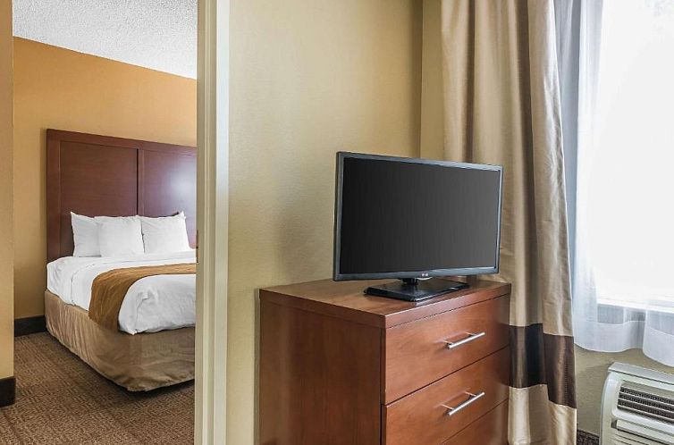 Comfort Suites Sawgrass