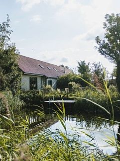 Vakantiewoning 't Leeghuys, Lo-Reninge, West-Vlaanderen, België